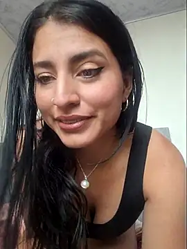 Snapshot of GISELLA__ chatting on 02/12/26, 01:17 GISELLA online show from 02/12/26, 01:17