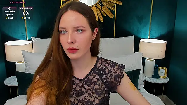 Snapshot of MonaRicci chatting on 04/03/26, 12:14 MonaRicci online show from 04/03/26, 12:14