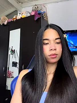 Snapshot of Milleradhara24 chatting on 01/07/26, 03:53 Milleradhara24 online show from 01/07/26, 03:53