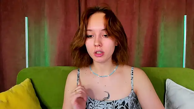 RikkiChoco online show from 11/12/25, 08:37