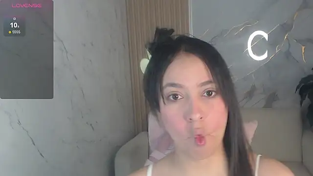 Snapshot of gabriella_storm_tf chatting on 04/23/26, 01:24 gabriella storm tf online show from 04/23/26, 01:24