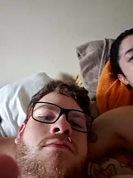 Snapshot of Purple_Mario chatting on 03/11/26, 06:47 Purple Mario online show from 03/11/26, 06:47