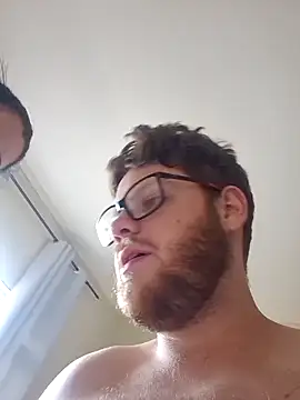 Snapshot of Purple_Mario chatting on 03/24/26, 06:24 Purple Mario online show from 03/24/26, 06:24