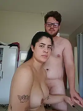 Snapshot of Purple_Mario chatting on 03/26/26, 07:41 Purple Mario online show from 03/26/26, 07:41