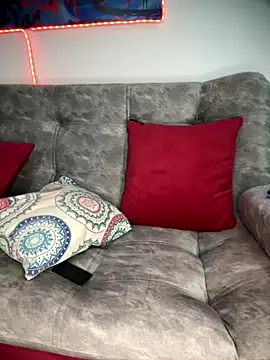 Snapshot of Nick_orion chatting on 11/16/25, 09:20 Nick orion online show from 11/16/25, 09:20