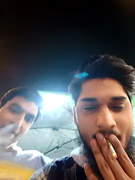 Snapshot of NoorxxxVampire chatting on 11/15/25, 04:03 NoorxxxVampire online show from 11/15/25, 04:03