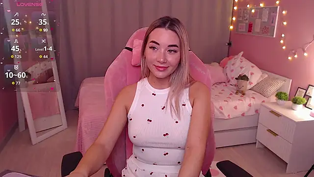 Snapshot of Rosie_Mac chatting on 11/11/25, 01:16 Rosie Mac online show from 11/11/25, 01:16