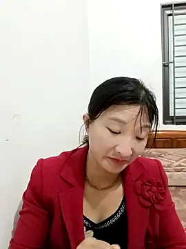 Snapshot of wees-lind chatting on 02/08/26, 11:41 wees-lind online show from 02/08/26, 11:41