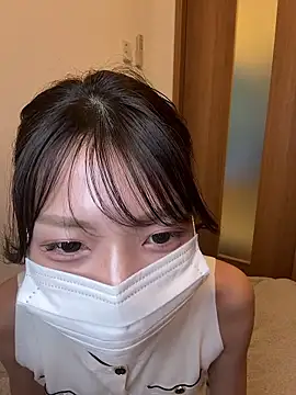 Snapshot of ARISU_1205 chatting on 11/21/25, 06:34 ARISU 1205 online show from 11/21/25, 06:34