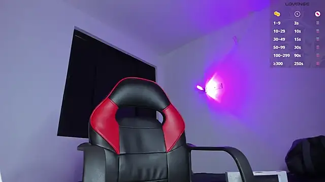 Snapshot of Lion_TNTx chatting on 12/05/25, 08:27 Lion TNTx online show from 12/05/25, 08:27