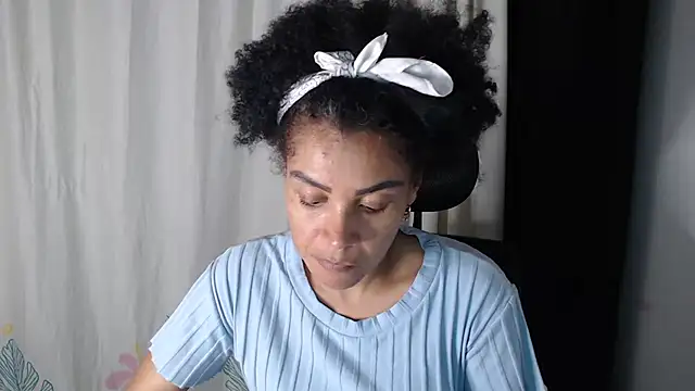 Snapshot of shayna_cute chatting on 01/16/25, 03:56 shayna cute online show from 01/16/25, 03:56