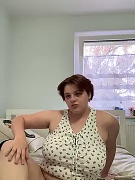 Snapshot of Francine_Wilma chatting on 11/05/25, 03:45 Francine Wilma online show from 11/05/25, 03:45