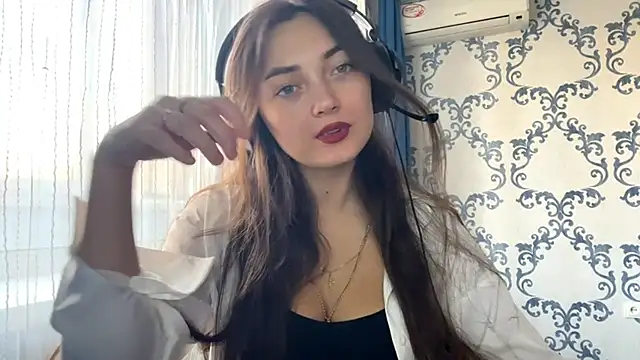 TwotyBright online show from 11/08/25, 08:03