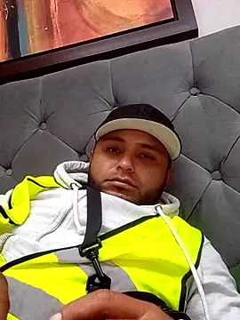 KARNEs24666 online show from 02/17/26, 05:52