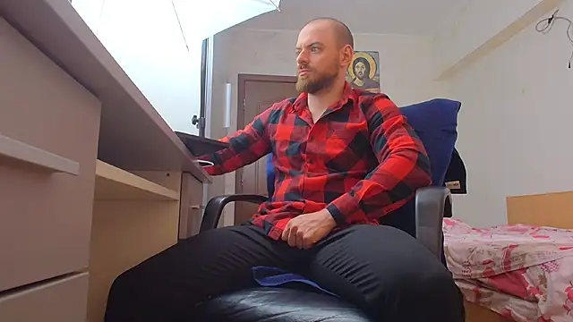 Snapshot of Ryanstone_ chatting on 05/02/26, 03:44 Ryanstone online show from 05/02/26, 03:44