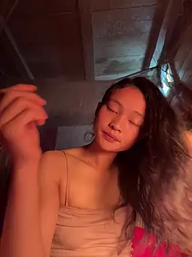 Li ve online show from 04/03/26, 02:48