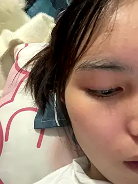 A lyly online show from 11/08/25, 01:00