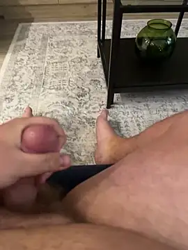 ChubbyBrit online show from 04/11/26, 05:17