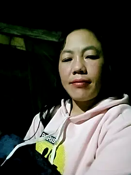 Snapshot of Sara_pusyy chatting on 11/25/25, 08:09 Sara pusyy online show from 11/25/25, 08:09