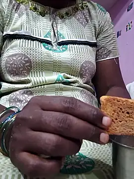 hyd couple7878 online show from 11/23/25, 03:17