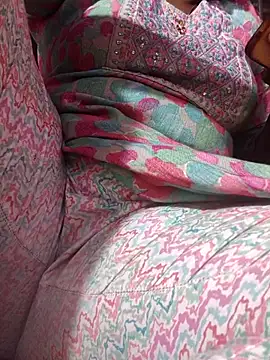 hyd couple7878 online show from 02/15/26, 04:20