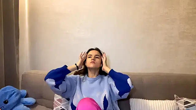 Snapshot of FelicaAltum chatting on 11/04/25, 01:21 FelicaAltum online show from 11/04/25, 01:21