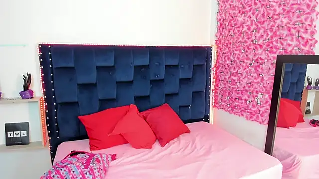 angie harmony online show from 11/21/25, 12:04