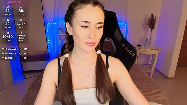  Melissa Evans  online show from 11/21/25, 05:39