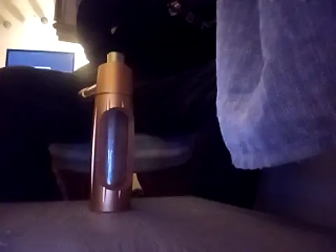 Snapshot of Angel23cm1 chatting on 04/02/26, 01:58 Angel23cm1 online show from 04/02/26, 01:58