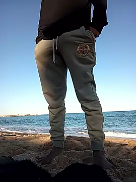 Snapshot of Angel23cm1 chatting on 04/04/26, 04:48 Angel23cm1 online show from 04/04/26, 04:48