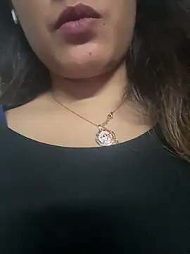 Snapshot of Angel-pune001 chatting on 12/01/25, 01:05 Angel-pune001 online show from 12/01/25, 01:05