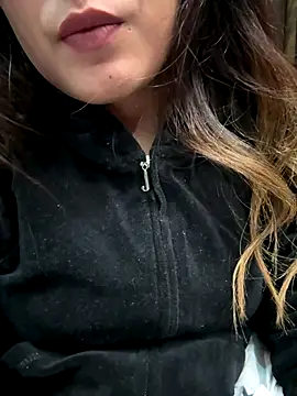 Snapshot of Angel-pune001 chatting on 12/15/25, 03:38 Angel-pune001 online show from 12/15/25, 03:38