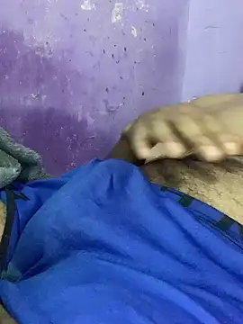 Snapshot of hotman29 chatting on 11/15/25, 09:17 hotman29 online show from 11/15/25, 09:17