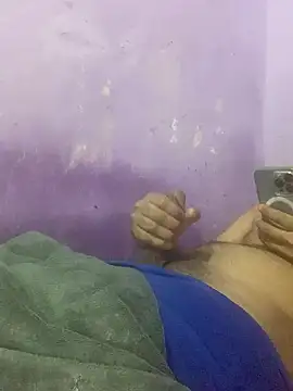 Snapshot of hotman29 chatting on 11/16/25, 04:23 hotman29 online show from 11/16/25, 04:23