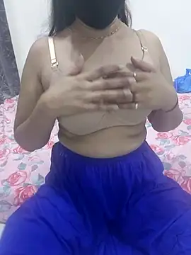 Aarti909090 online show from 05/01/26, 01:16