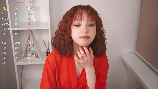 MaisieStarlight online show from 02/01/26, 05:44