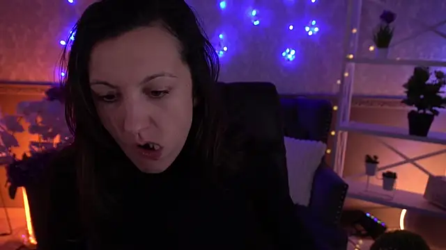 ZafiraMoonn online show from 01/13/26, 06:40