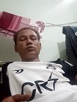 Snapshot of Najirhossain72 chatting on 01/16/26, 08:13 Najirhossain72 online show from 01/16/26, 08:13