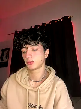 Snapshot of lion_cherry21 chatting on 11/24/25, 06:35 lion cherry21 online show from 11/24/25, 06:35