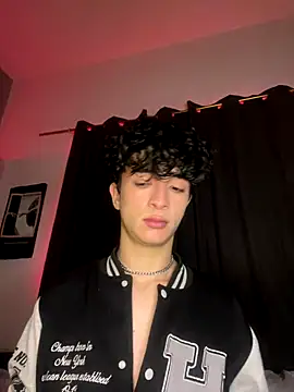 Snapshot of lion_cherry21 chatting on 12/05/25, 07:28 lion cherry21 online show from 12/05/25, 07:28