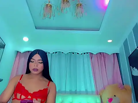 Snapshot of Sweet_Queens1 chatting on 11/14/25, 03:05 Sweet Queens1 online show from 11/14/25, 03:05