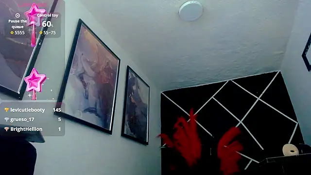 Snapshot of Sweet_Queens1 chatting on 11/29/25, 03:37 Sweet Queens1 online show from 11/29/25, 03:37