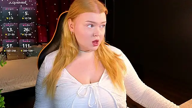 Snapshot of AriettaHeart chatting on 07/17/26, 04:23 AriettaHeart online show from 07/17/26, 04:23