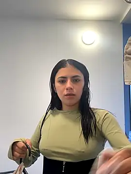 Snapshot of Shanell_c chatting on 11/26/25, 04:41 Shanell c online show from 11/26/25, 04:41