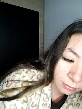 Baby Myla online show from 11/28/25, 09:06