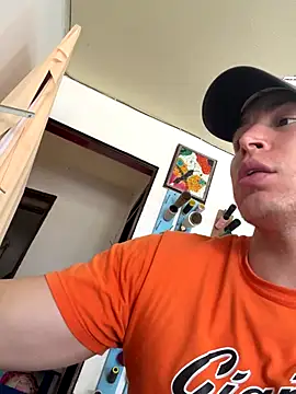 AlexanderBianchi2 online show from 11/07/25, 03:34