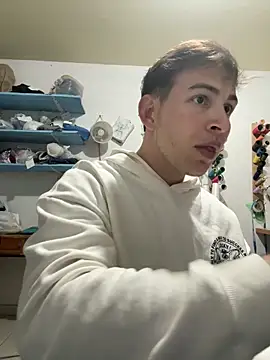 AlexanderBianchi2 online show from 11/10/25, 01:48