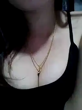 Snapshot of Plink68 chatting on 11/03/25, 11:33 Plink68 online show from 11/03/25, 11:33