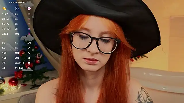 Snapshot of WICKEDEMBER chatting on 12/02/25, 01:55 WICKEDEMBER online show from 12/02/25, 01:55