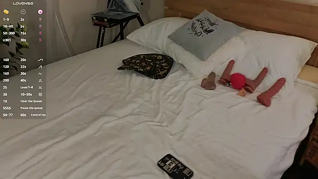 WICKEDEMBER online show from 03/02/26, 05:08